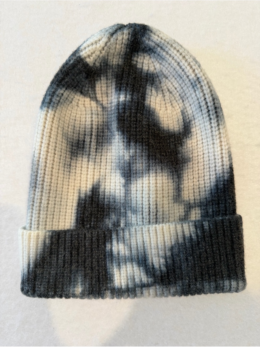 Tie-Dye Beanie Hat Unisex Adults One Size in Black White & Gray Colors
